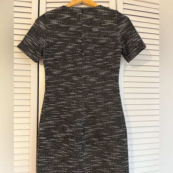Club Monaco tweed stretch lined dress - size XXS - worn twice. Retail: $279 - Picture 2 of 4
